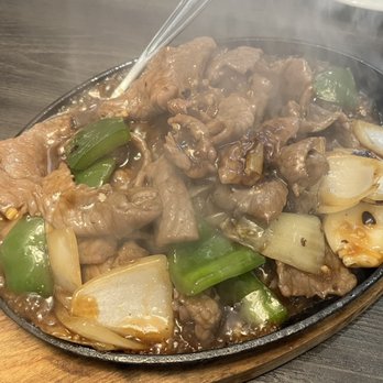 Yi Xin Cafe - Sizzling Beef - Hong Kong Style Cafe Near Me - Honolulu, Hawaii Yi Xin Cafe - Sizzling Beef - Hong Kong Style Cafe Near Me - Honolulu, Hawaii