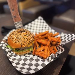 Woody's Roadhouse - All American Daddy-O with sweet potato fries