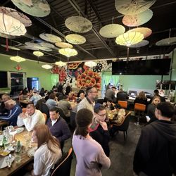 Bambu Kosher - Dining Room