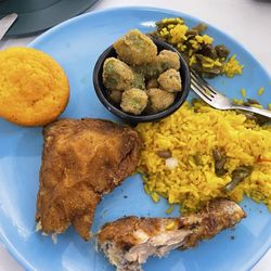 Aunny's - Fried chicken yellow rice fried okra
