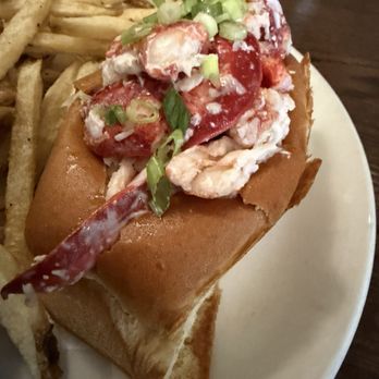 Burtons Grill & Bar - New American Near Me - Westford, Massachusetts Burtons Grill & Bar - New American Near Me - Westford, Massachusetts