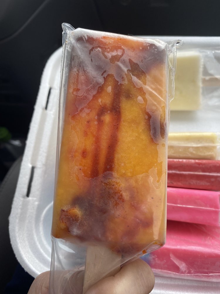 Paletas Marianas Tacos Y Logo