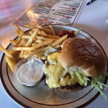Toasty's Tavern - Smashburger - Bars Near Me - Louisville, Kentucky