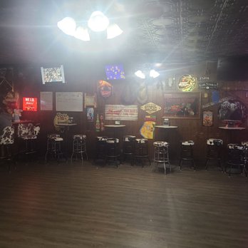 Kernville Saloon - Bars Near Me - Kernville, California