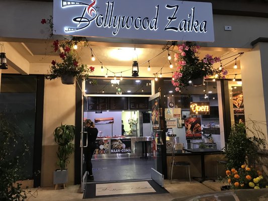 Bollywood Zaika by null