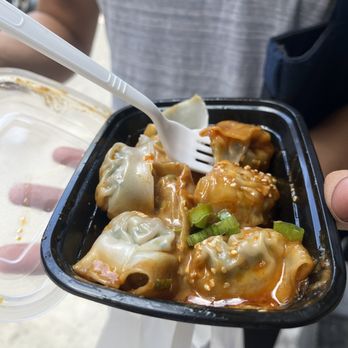 DELUXE GREEN BO - 917 Photos & 840 Reviews - 66 Bayard St, New York