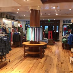 Vineyard Vines