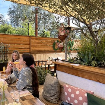 Side Yard Public House - Sports Bars Near Me - Escondido, California
