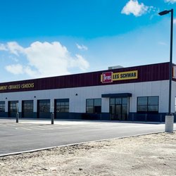 Les Schwab Tire Center
