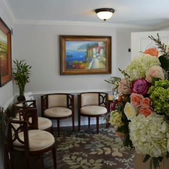 Madison Dental Designs - Office Waiting Room - Periodontists Near Me - Madison, New Jersey Madison Dental Designs - Office Waiting Room - Periodontists Near Me - Madison, New Jersey
