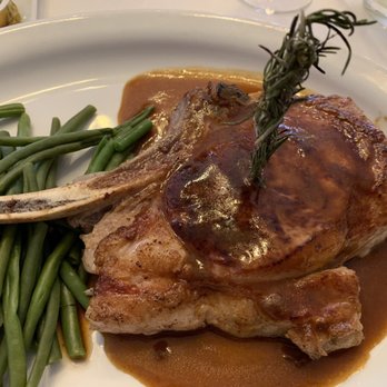 Chez André - Veal chop - French Near Me - Paris, 75 Chez André - Veal chop - French Near Me - Paris, 75