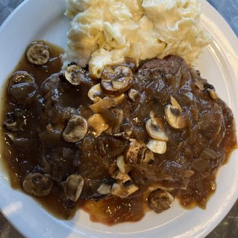 The Railyard - The Hamburger Steak with Mac N Cheese! - Restaurants Near Me - Gillette, Wyoming The Railyard - The Hamburger Steak with Mac N Cheese! - Restaurants Near Me - Gillette, Wyoming