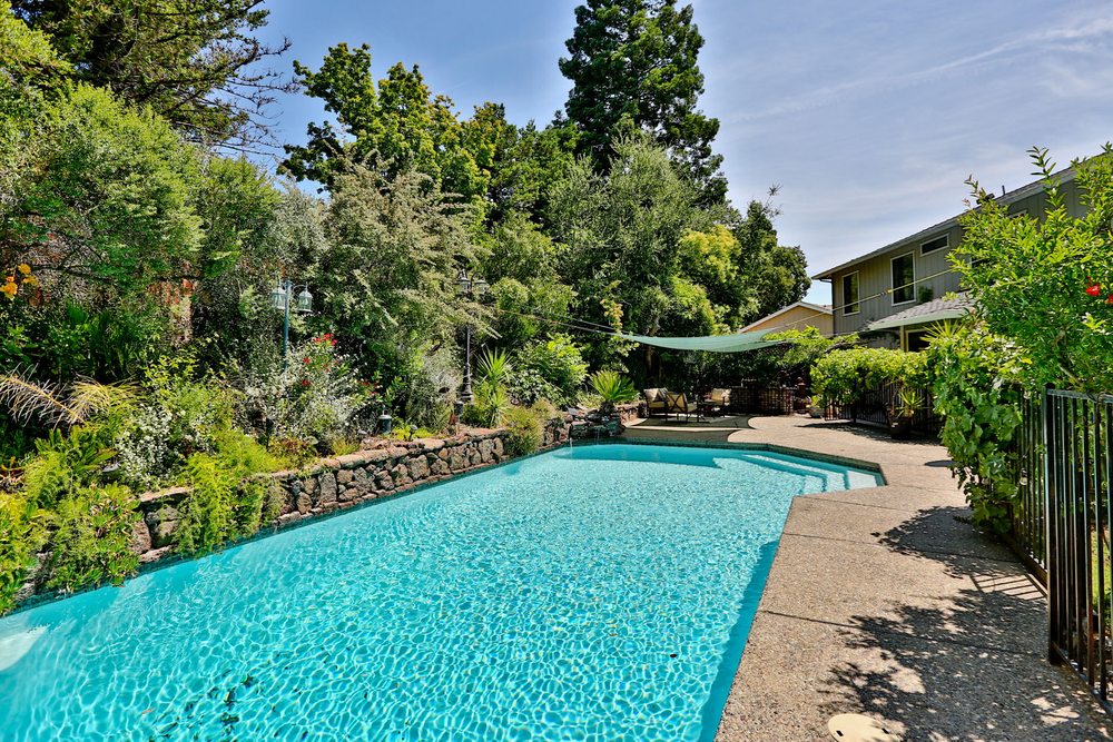 VERONICA HIDALGO, REALTOR DUDUM REAL ESTATE GROUP Updated July 2024