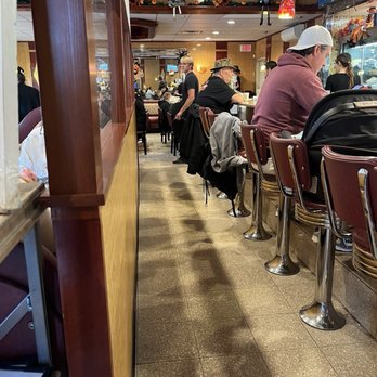 Old Bridge Diner Family Restaurant - Diners Near Me - Old Bridge, New Jersey