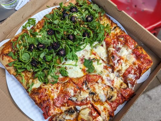 Audrey Jane's Pizza Garage by null