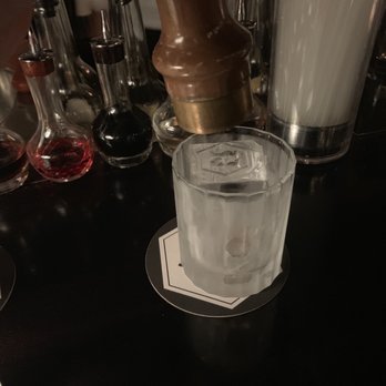 Himkok - stamp for ice cube - Cocktail Bars Near Me - Oslo, 03 Himkok - stamp for ice cube - Cocktail Bars Near Me - Oslo, 03