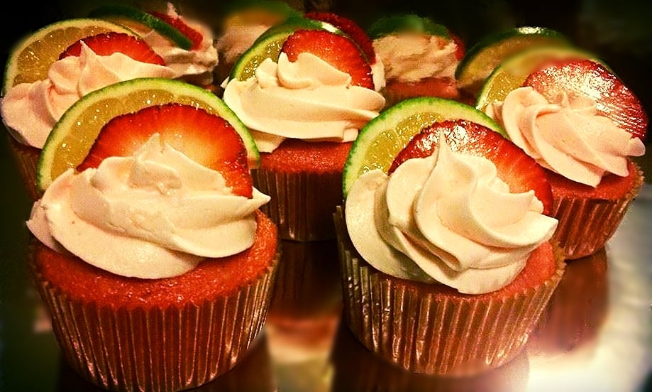 DESSERTS BY DESI Updated May 2024 Olathe, Kansas Cupcakes Phone