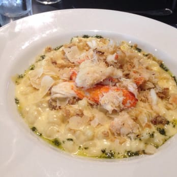 Bar Bistro - Mac and cheese with crab - Cocktail Bars Near Me - Tacoma, Washington