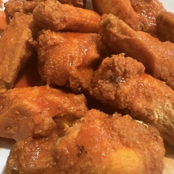 Primo's Pizzeria & Pub - Chicken wings - Pizza Near Me - Danville, California Primo's Pizzeria & Pub - Chicken wings - Pizza Near Me - Danville, California