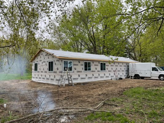 VHR Family Construction Logo