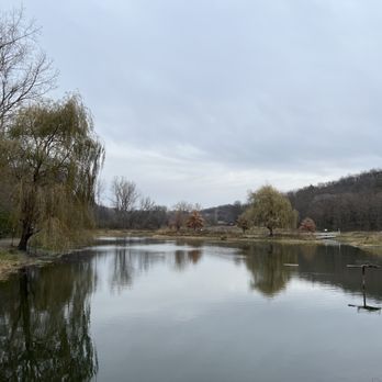 Quarry Hill Nature Center - Hiking Near Me - Rochester, Minnesota Quarry Hill Nature Center - Hiking Near Me - Rochester, Minnesota