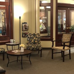 Salon Fringe - Waiting Area