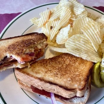50's Diner - American Near Me - Dedham, Massachusetts