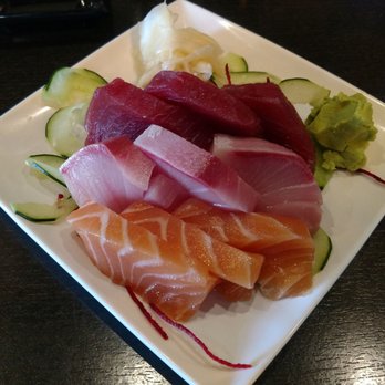 Akira Aptos - Combo Sashimi Appetizer - Sushi Bars Near Me - Aptos, California
