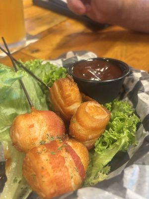 Pickles Pub by null