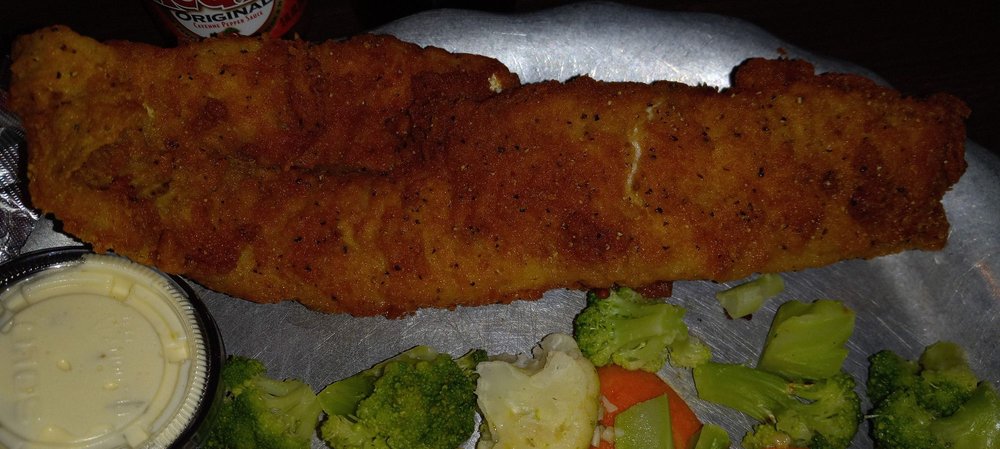 Food from Rey's Bar & Grill