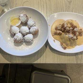 Biscuit Head - Biscuit doughnuts with lemon curd, gluten free vegan biscuit with fried chicken gravy (not gluten free or vegan). - Breakfast & Brunch Near Me - Asheville, North Carolina Biscuit Head - Biscuit doughnuts with lemon curd, gluten free vegan biscuit with fried chicken gravy (not gluten free or vegan). - Breakfast & Brunch Near Me - Asheville, North Carolina
