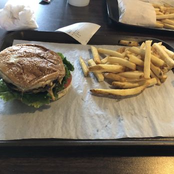 Juicy's Giant Hamburgers - Great burger to have for lunch - Burgers Near Me - Reno, Nevada Juicy's Giant Hamburgers - Great burger to have for lunch - Burgers Near Me - Reno, Nevada