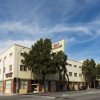 Arroyo Parkway Self Storage - Self Storage Near Me - Pasadena, California