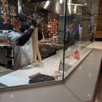 Mogouyan Hand-Pulled Noodles - Noodle master at work - Chinese Near Me - Mississauga, Ontario Mogouyan Hand-Pulled Noodles - Noodle master at work - Chinese Near Me - Mississauga, Ontario