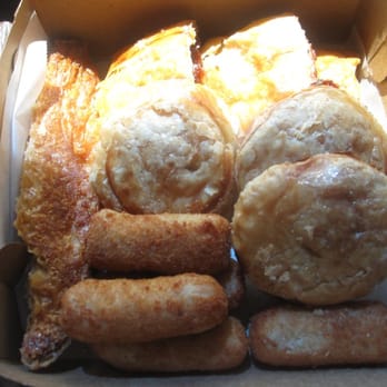 La Nueva Fe Bakery I - My Favorite Box :) It is a Mari Miami Tradition... - Bakeries Near Me - Hialeah, Florida