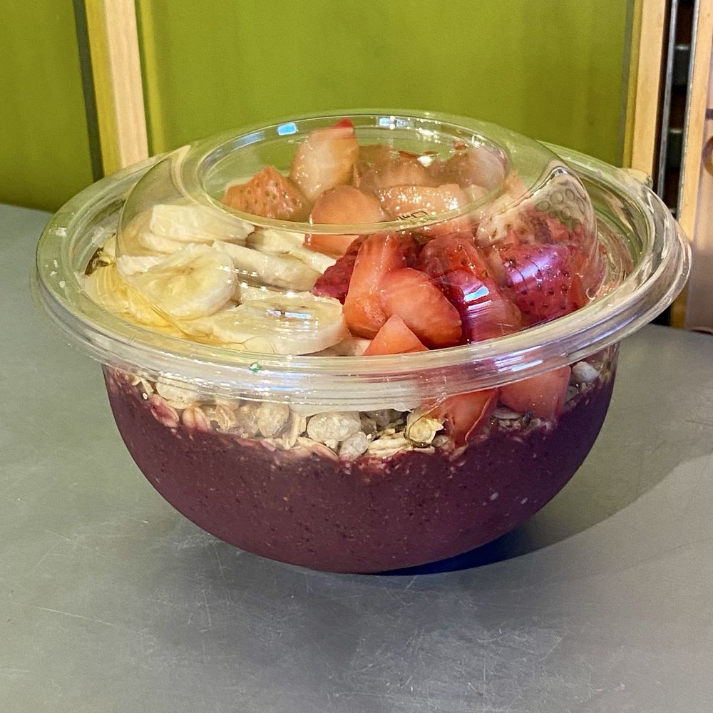 Jamba - açaí primo SMOOTHIE BOWL (replaced the blueberries with extra organic granola) - Juice Bars & Smoothies Near Me - Palo Alto, California Jamba - açaí primo SMOOTHIE BOWL (replaced the blueberries with extra organic granola) - Juice Bars & Smoothies Near Me - Palo Alto, California