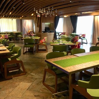 Finds - Spacious restaurant for HK! - Bars Near Me - Hong Kong, HK