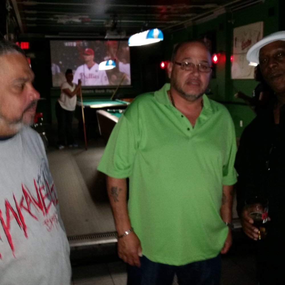 Half Time Good Time - Hanging out with old friends - Sports Bars Near Me - Philadelphia, Pennsylvania