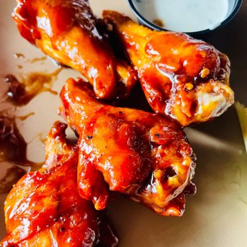 Brewster's Gastropub - Moonshine BBQ WINGS - Sports Bars Near Me - Sarasota, Florida Brewster's Gastropub - Moonshine BBQ WINGS - Sports Bars Near Me - Sarasota, Florida