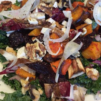 Mezzo - Harvest salad is tasty - Italian Near Me - Stockton, California