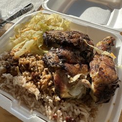 Jerk chicken plate