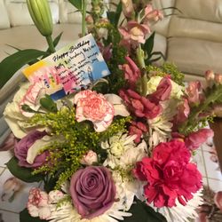 Yohana'S Flowers & Gifts - What my mom received for her birthday. Not what I ordered. And the card is horrible penmanship and just a hot mess