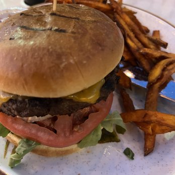 Pennyville Station - Prime Burger (well done) Sweet potato fries - New American Near Me - Park Ridge, Illinois