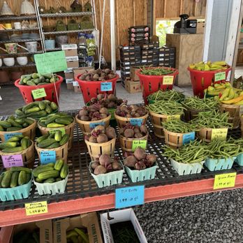 Hilltop Farms - Produce - Delis Near Me - Bellefonte, Pennsylvania Hilltop Farms - Produce - Delis Near Me - Bellefonte, Pennsylvania