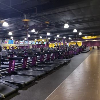 Planet Fitness - Treadmill, lower, please - Gyms Near Me - Escondido, California Planet Fitness - Treadmill, lower, please - Gyms Near Me - Escondido, California
