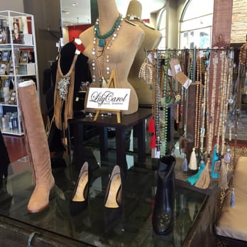 Vasari - Women's Clothing Near Me - Las Vegas, Nevada