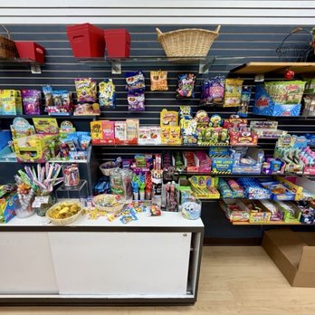 The Chocolate Moose - Various candies on shelves - Candy Stores Near Me - Pittsburgh, Pennsylvania The Chocolate Moose - Various candies on shelves - Candy Stores Near Me - Pittsburgh, Pennsylvania