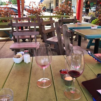 The Daily Dish - Lunch on the patio. They literally have the best burgers in the DC metro are. - American Near Me - Silver Spring, Maryland The Daily Dish - Lunch on the patio. They literally have the best burgers in the DC metro are. - American Near Me - Silver Spring, Maryland