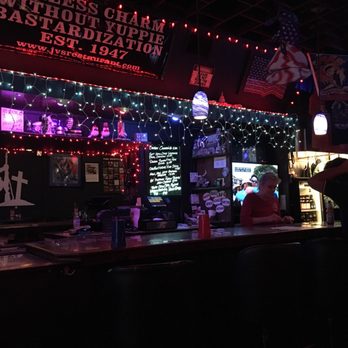 JV's Restaurant - American Near Me - Falls Church, Virginia