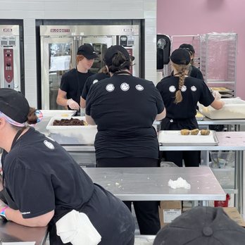 Crumbl - Mt. Pleasant - The team... - Bakeries Near Me - Mt Pleasant, South Carolina Crumbl - Mt. Pleasant - The team... - Bakeries Near Me - Mt Pleasant, South Carolina